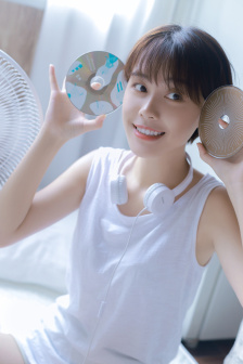 王玲雨公憩止痒小说(宫城りん)全本